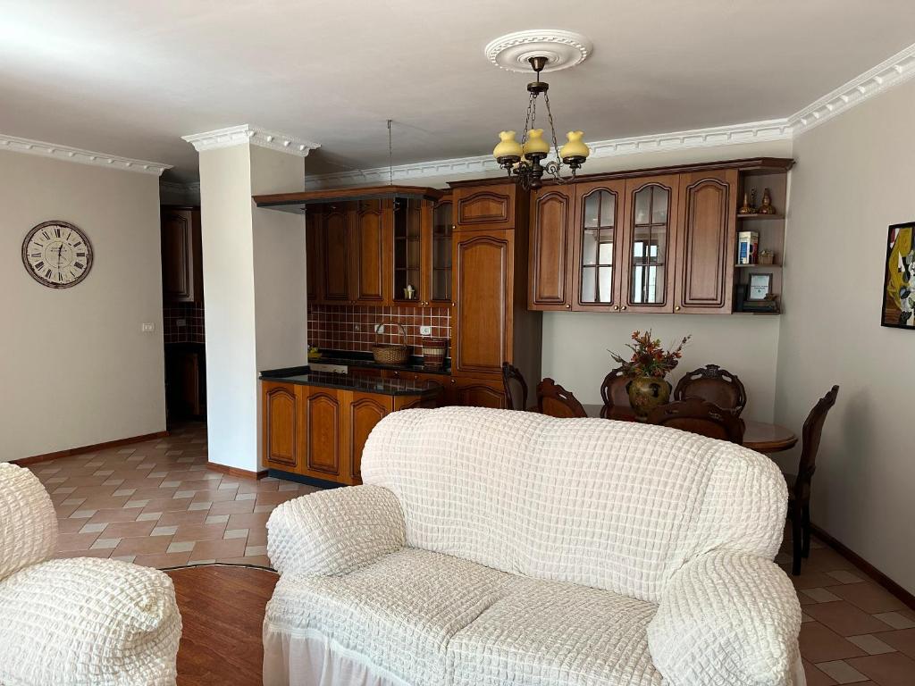 Tirana Art Apartments - Imazhi 4