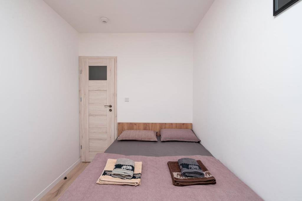 ApartWro 4th-City Square Railway Station balcony, garage, bicycles - 6