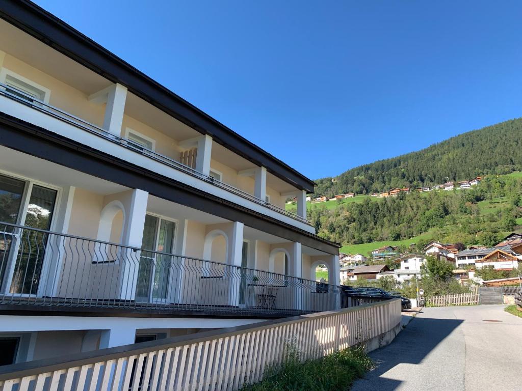 Nespecifikovaný výhled na hory nebo výhled na hory při pohledu z apartmánu