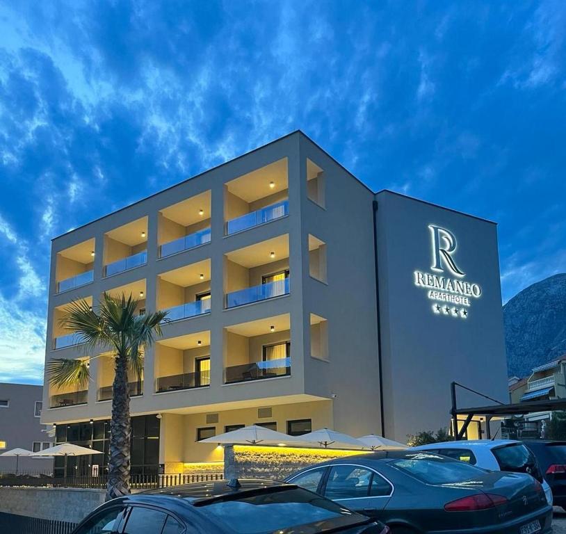 Apartments with swimming pools Promajna, Makarska - 20940