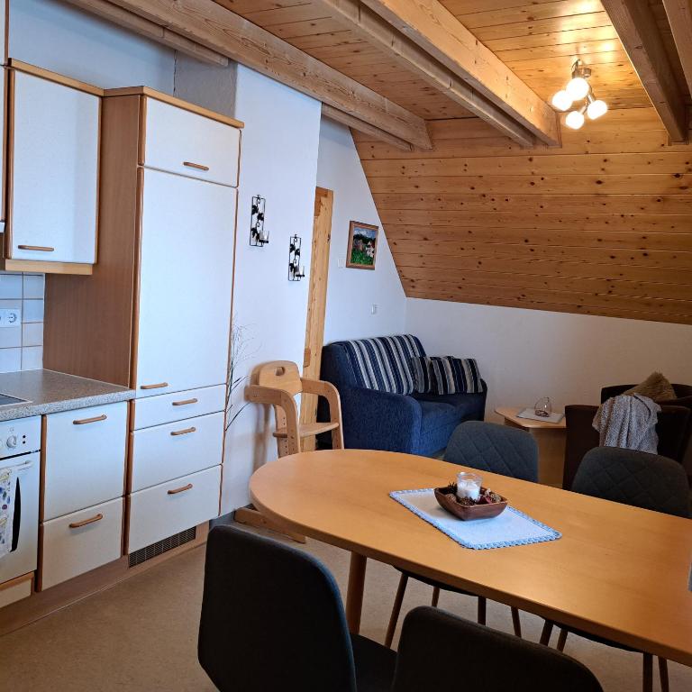 Kuchyň nebo kuchyňský kout v ubytování Ferienwohnung Familie Sigl - Rotlechner