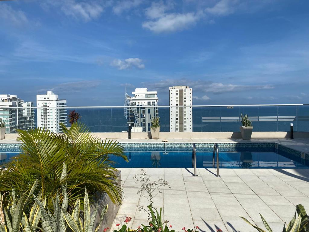 Bazén v ubytování Colibrí Arena - Santa Marta - Aparta Suite 1019 nebo v jeho okolí