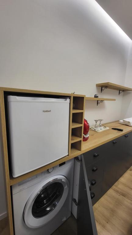 Karanxha's room - Image 9