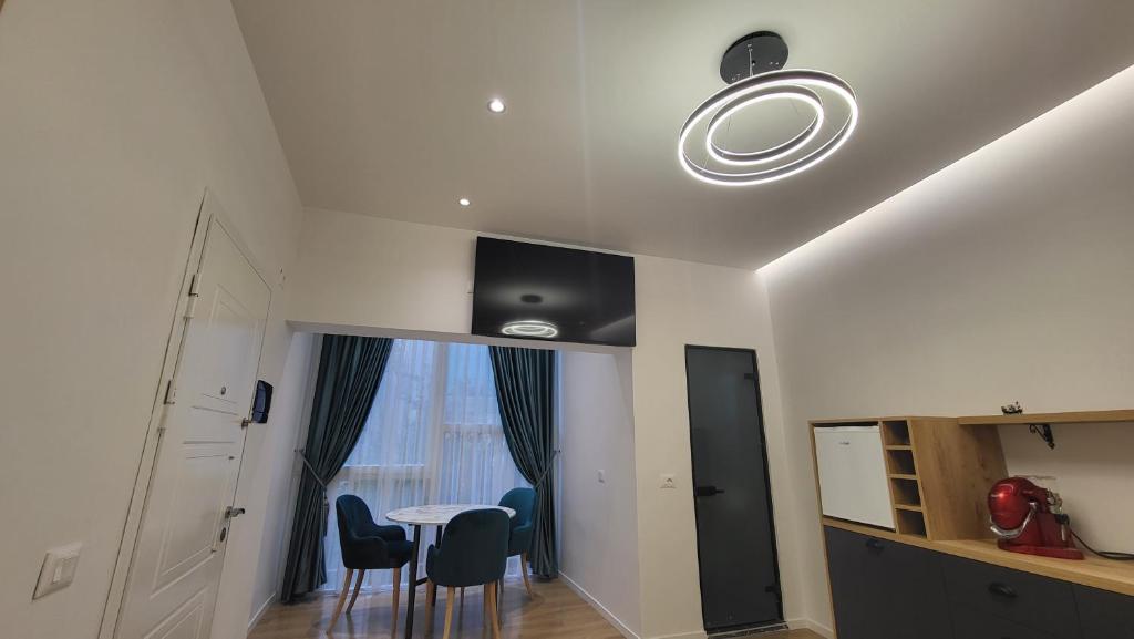 Kuchyň nebo kuchyňský kout v ubytování Karanxha's room