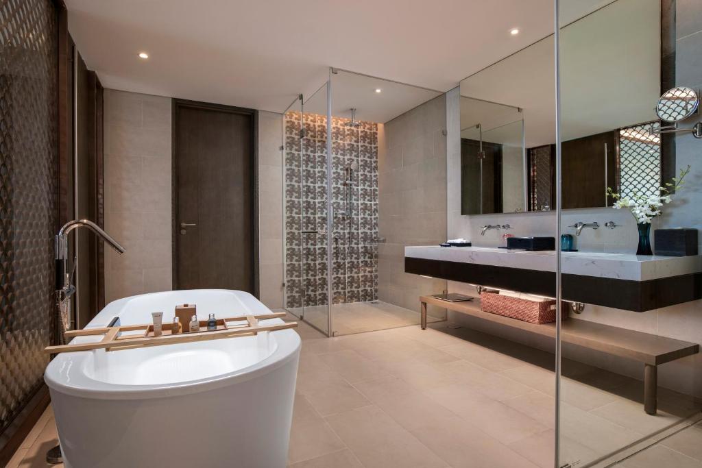 giá phòng Ocean Front villa Nha Trang