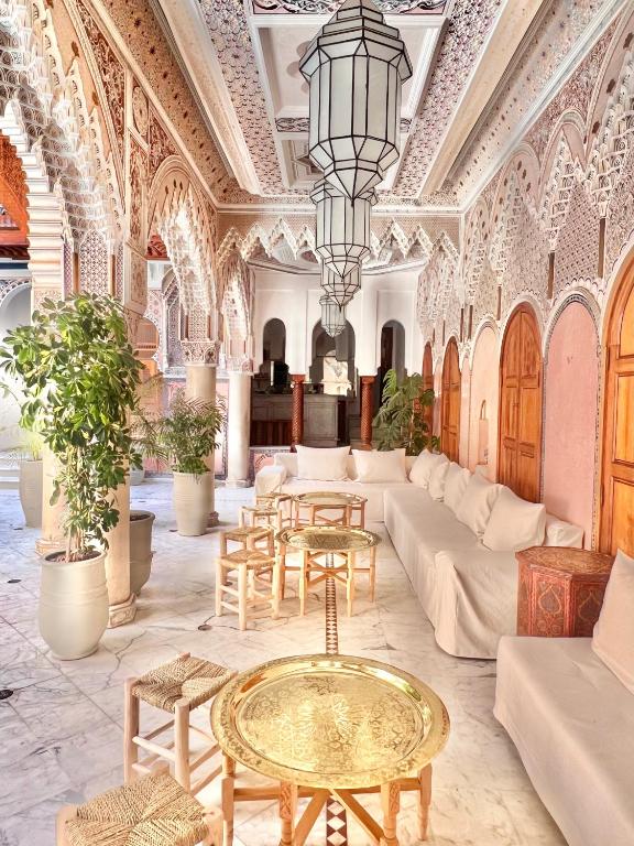 Posezení v ubytování Riad Azad & Spa