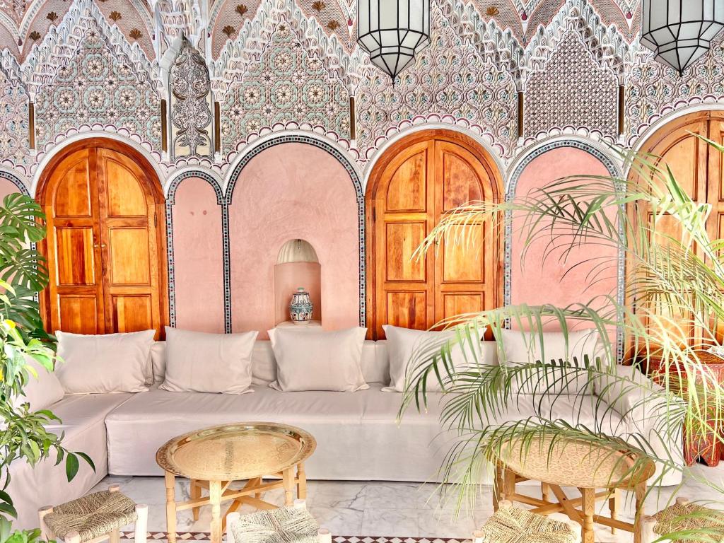 Posezení v ubytování Riad Azad & Spa