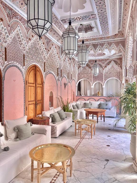 Posezení v ubytování Riad Azad & Spa