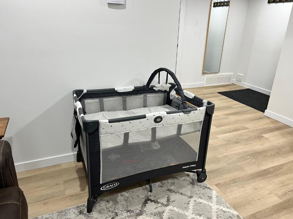 Postel nebo postele na pokoji v ubytování Vinash Luxury Suite