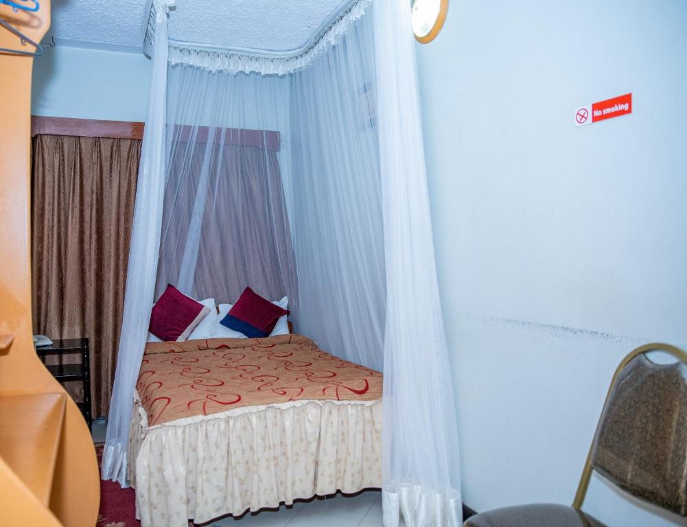 Jupiter Guest House - Parklands - Deluxe Room