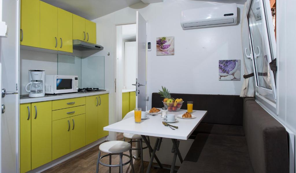 Mobile Homes Camp Perna - Adriatic Kampovi - 8