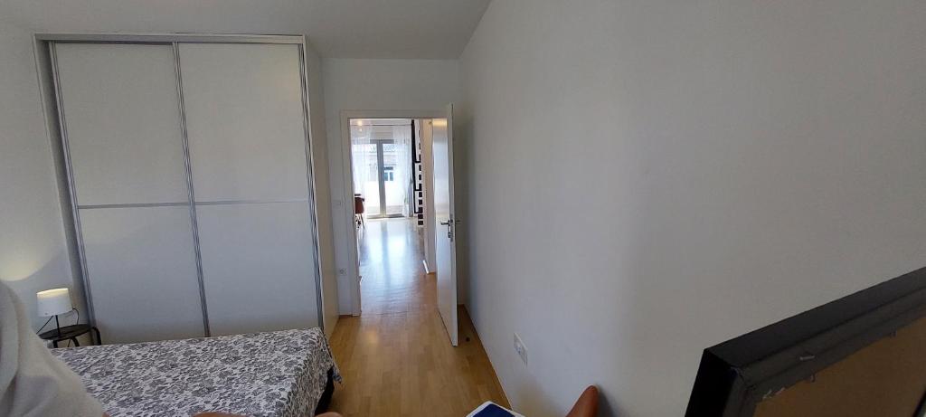 Posteľ alebo postele v izbe v ubytovaní Deluxe Apartment Kristian whit a private parking