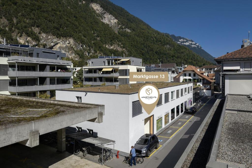 Nespecifikovaný výhled na hory nebo výhled na hory při pohledu z aparthotelu