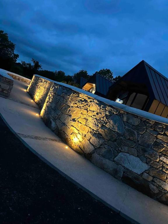 Fotografie z fotogalerie ubytování The Rocks - Luxury Glamping Resort v destinaci Newry