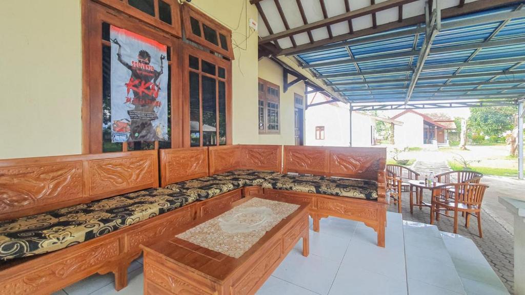 Fotografie z fotogalerie ubytování Villa Pakis Residence Banyuwangi v destinaci Banyuwangi