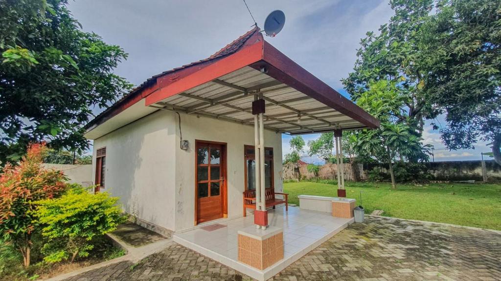Fotografie z fotogalerie ubytování Villa Pakis Residence Banyuwangi v destinaci Banyuwangi