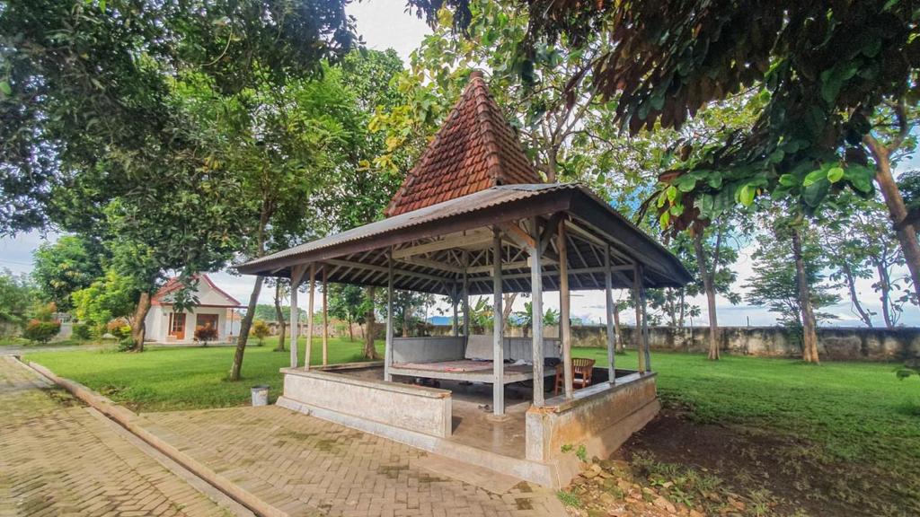 Fotografie z fotogalerie ubytování Villa Pakis Residence Banyuwangi v destinaci Banyuwangi