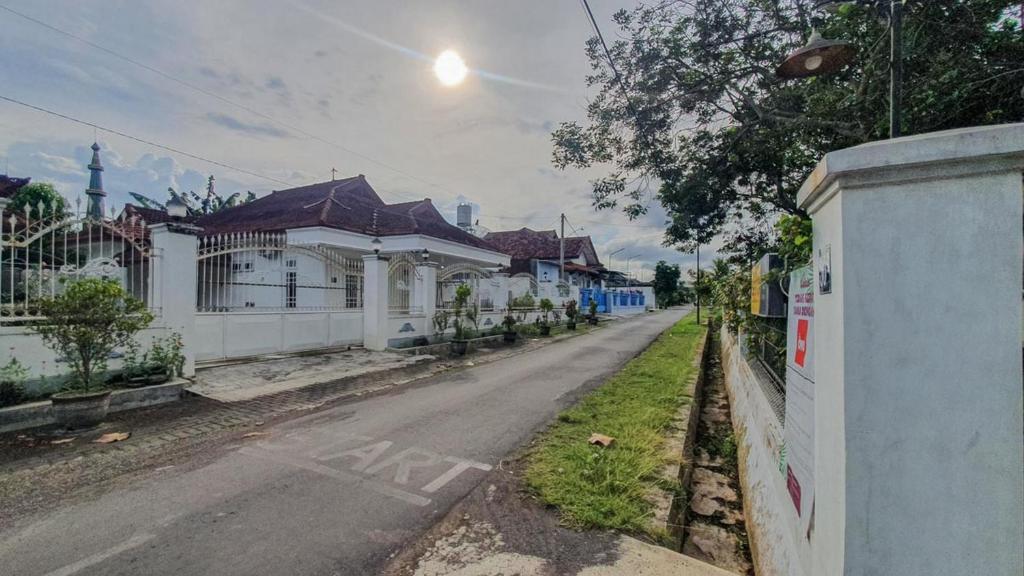Fotografie z fotogalerie ubytování Villa Pakis Residence Banyuwangi v destinaci Banyuwangi