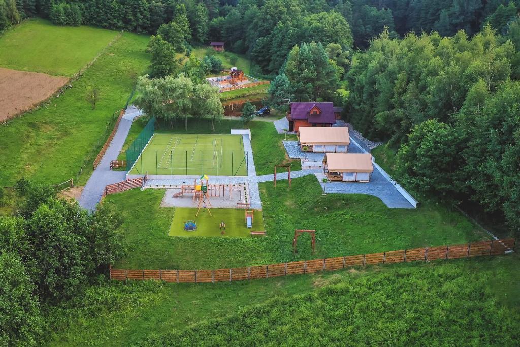 Vonkajšia záhrada v ubytovaní Glamping Pod Gwiazdami