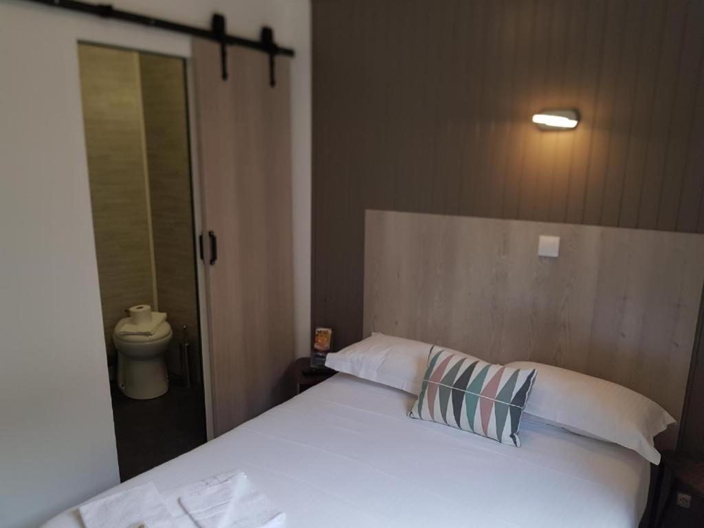 hotel de la gare - Standard Double Room