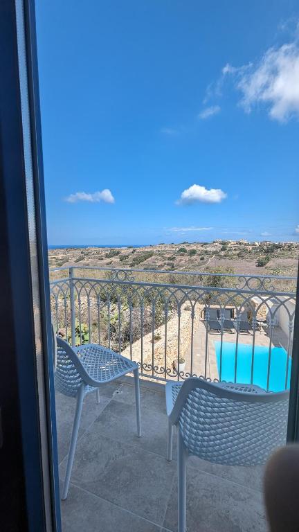 Der Swimmingpool an oder in der Nähe von Sea Holly Gozo