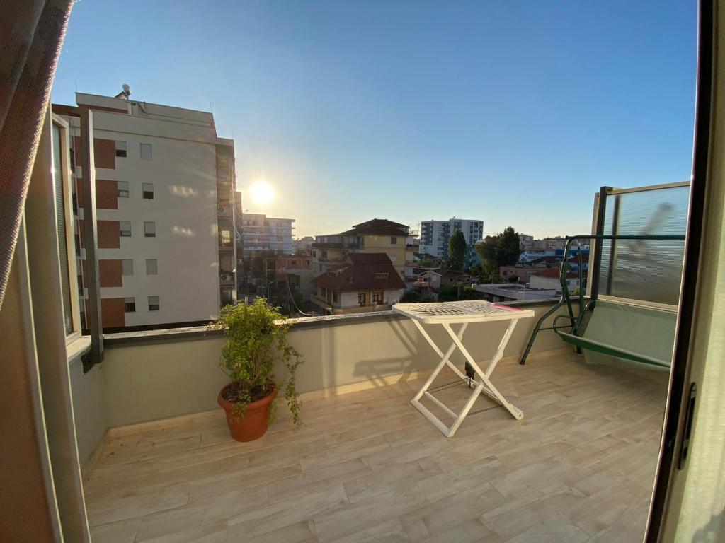 Apartment on rent near the city center and near the lake of Tirana. - Image 5