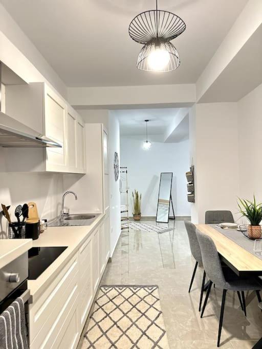 Be Home Apartments, Skanderbeg - Imazhi 4