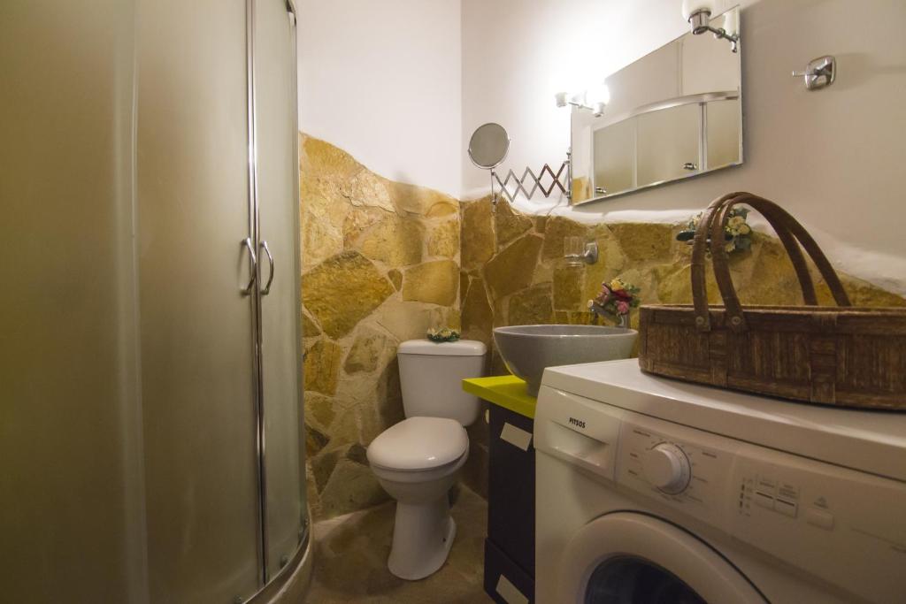 Kúpeľňa v ubytovaní Su La Strata Villa by CorfuEscapes