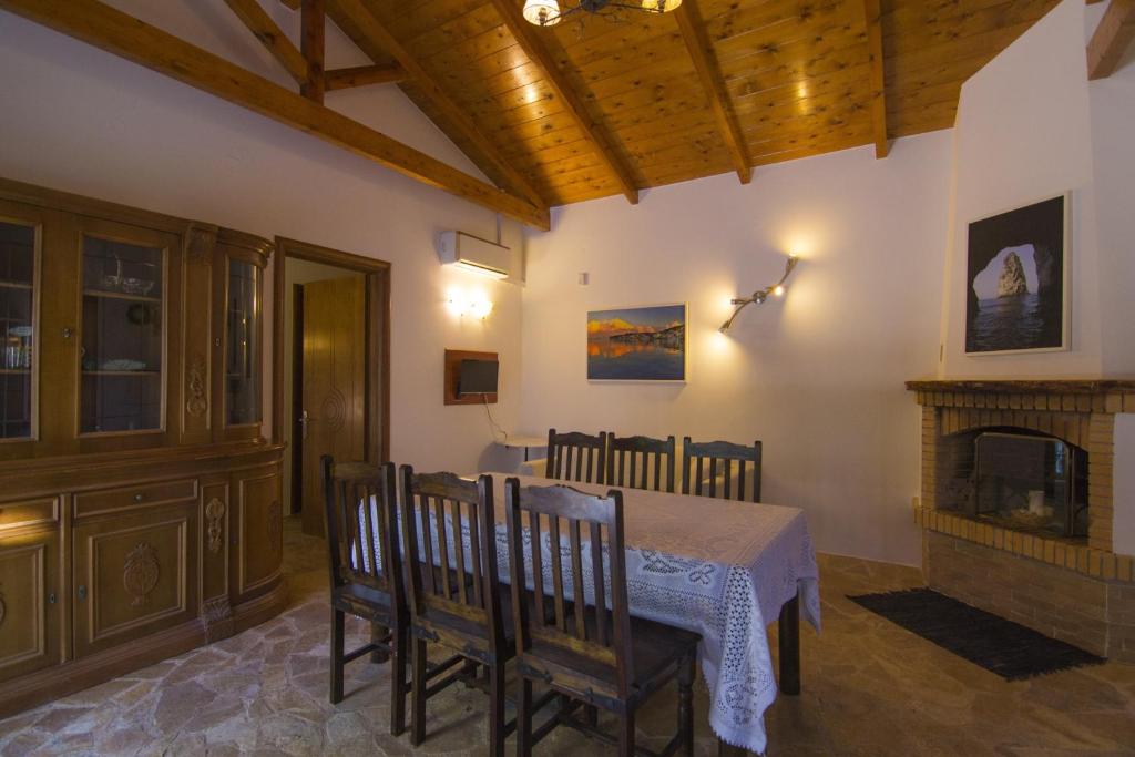 Fotografia z galérie ubytovania Su La Strata Villa by CorfuEscapes v destinácii Gaios
