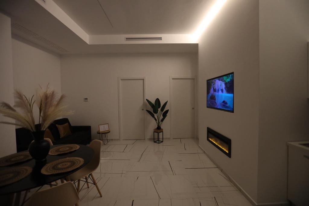 TV a/nebo společenská místnost v ubytování 50 m2 Apartment