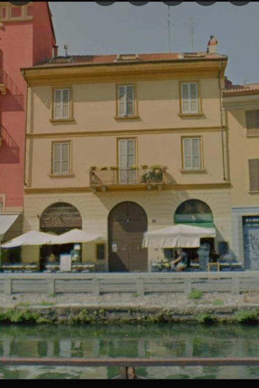 The building in which Az apartmant is located