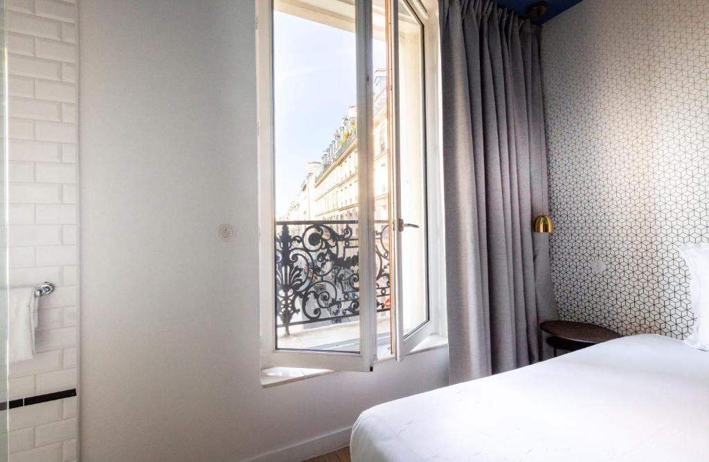 Hôtel Emile Le Marais - Resim 22