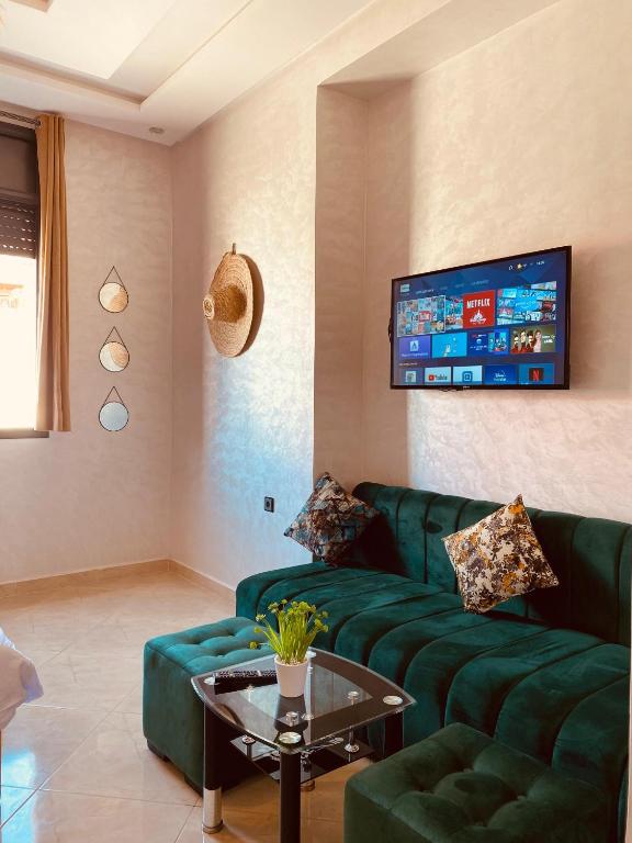 TV a/nebo společenská místnost v ubytování WOW beach house