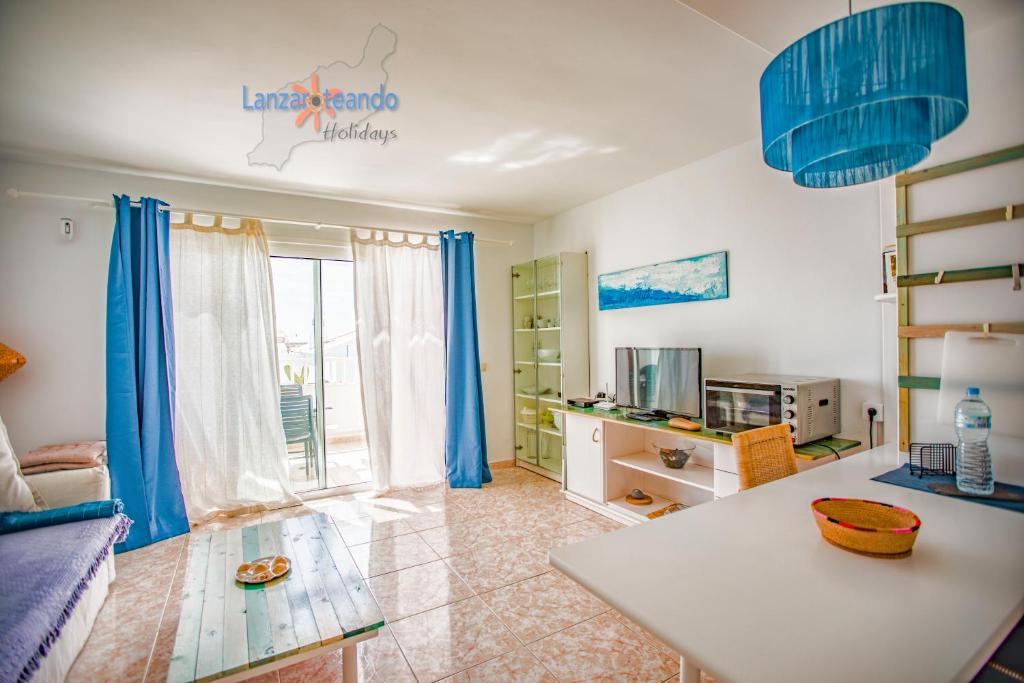 Kuchyňa alebo kuchynka v ubytovaní Vivienda Vacacional Sunny - duplex apartment 2beds 2 baths
