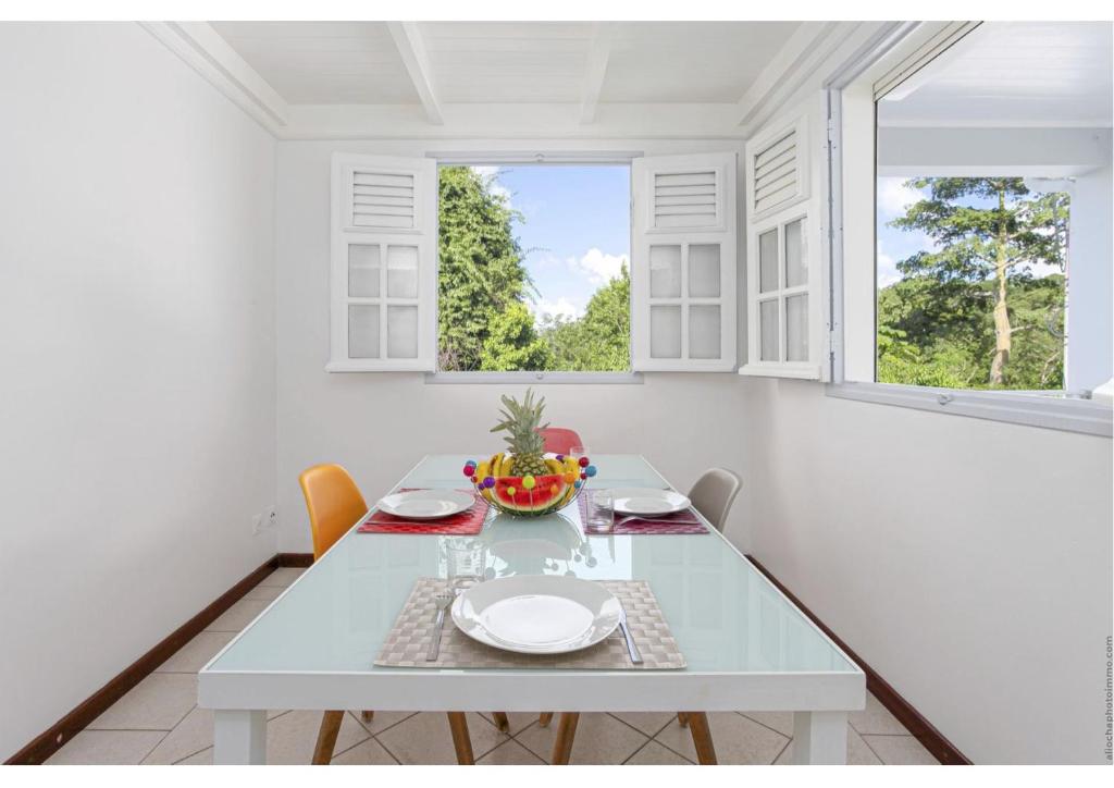 Fotografie z fotogalerie ubytování Anthurium, Superbe haut de villa F3 proche plage, Anse Mitan v destinaci Les Trois-Îlets