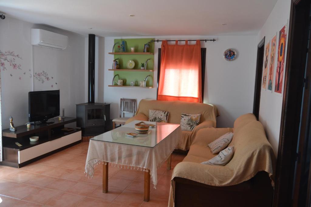 TV a/nebo společenská místnost v ubytování Apartamento la alberca 3