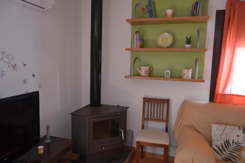 TV a/nebo společenská místnost v ubytování Apartamento la alberca 3
