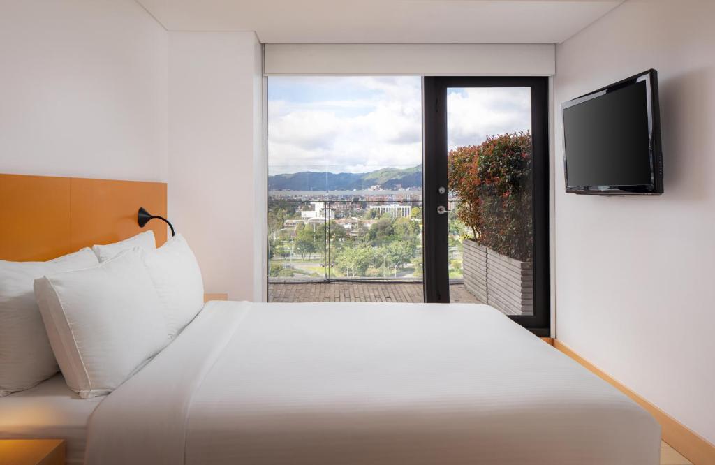 Fairfield by Marriott Bogota Embajadaにあるベッド