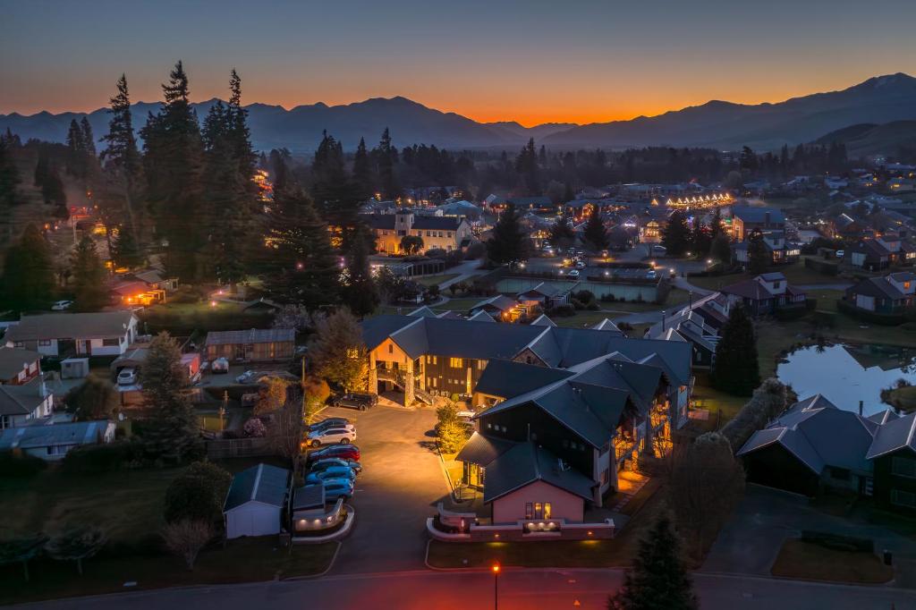 Village Lake Luxury Apartments - Resim 38