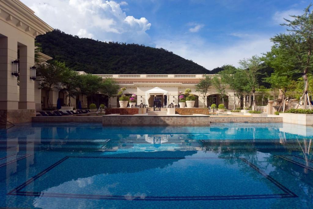 Bazén v ubytování RSL Cold & Hot Springs Resort Suao nebo v jeho okolí