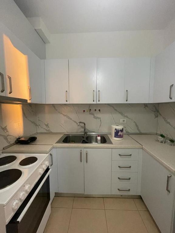 Sun Tower Apartments - Imazhi 4