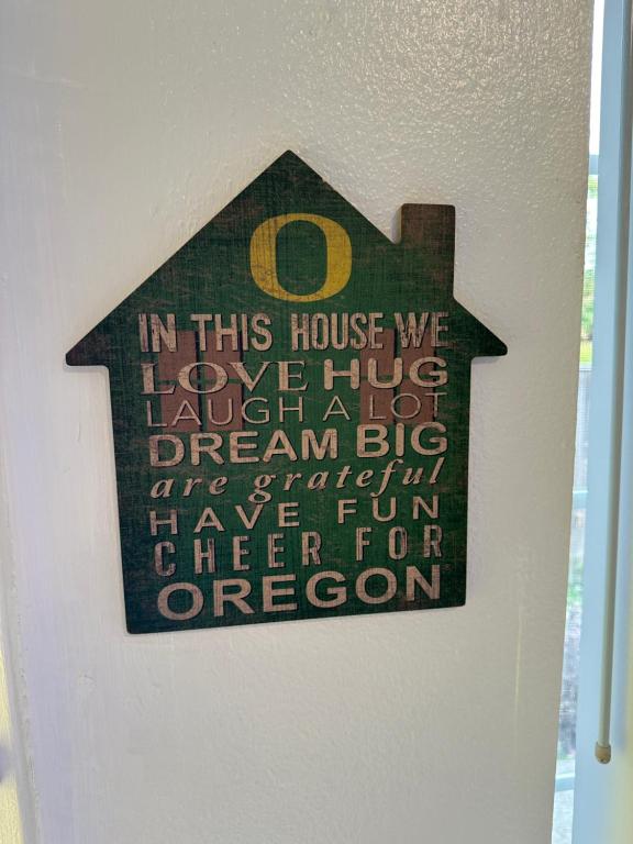 Fotografie z fotogalerie ubytování Retreat near UO, Autzen Stadium, Amazon Park (# 1) v destinaci Eugene