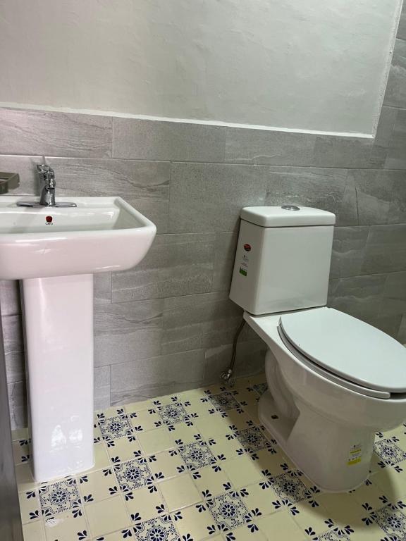 Koupelna v ubytování El Suburbio - Serapio Rendon