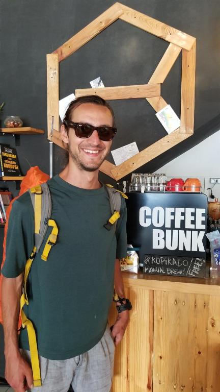 Os clientes hospedados em CoffeeBunk Hostel