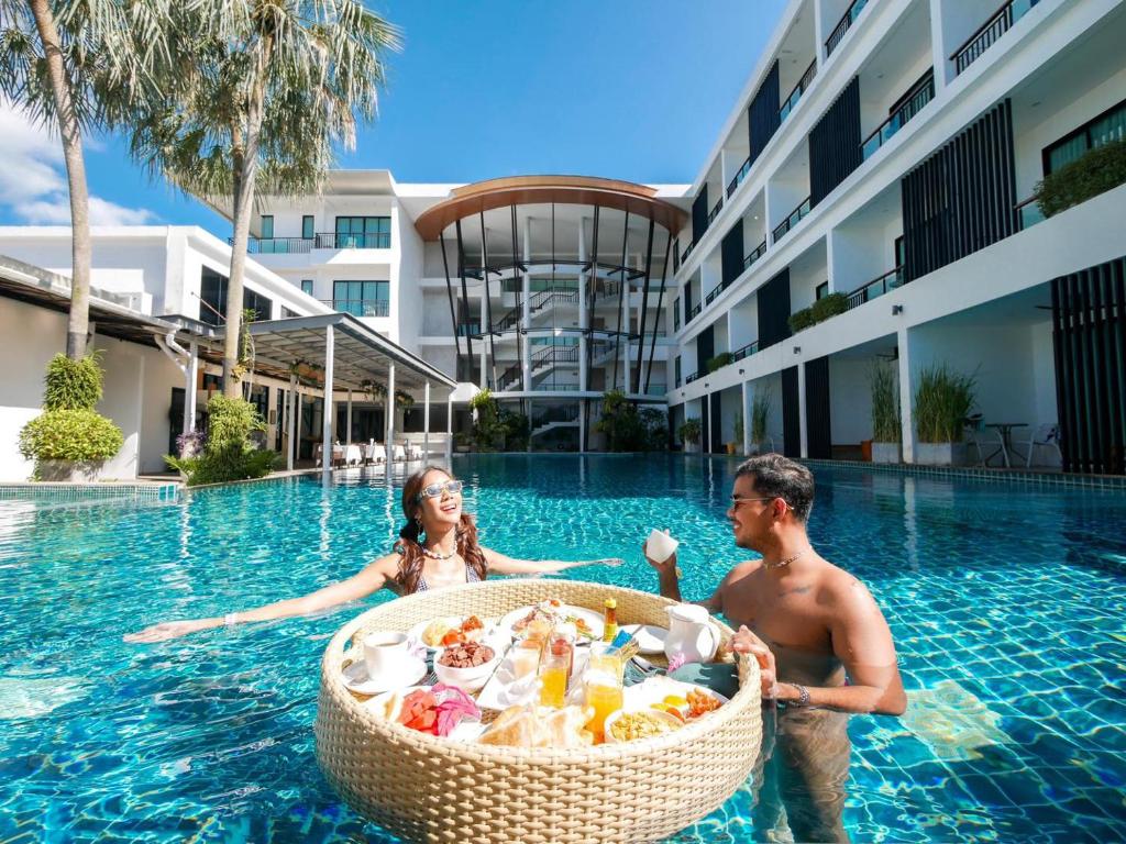 The Pago Design Hotel Phuket-SHA Plus - Resim 5