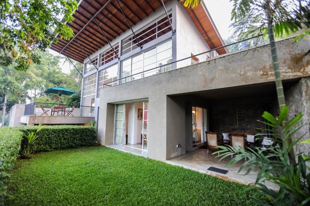 Zahrada ubytování Margossa Residence Kandy
