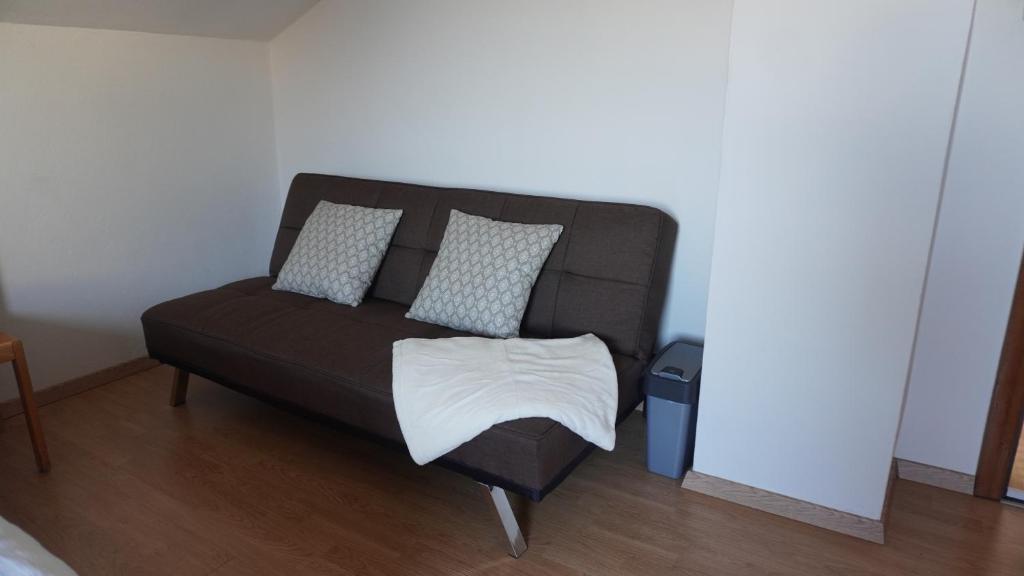 Posezení v ubytování Geräumige Wohnung Nähe Autobahn A2