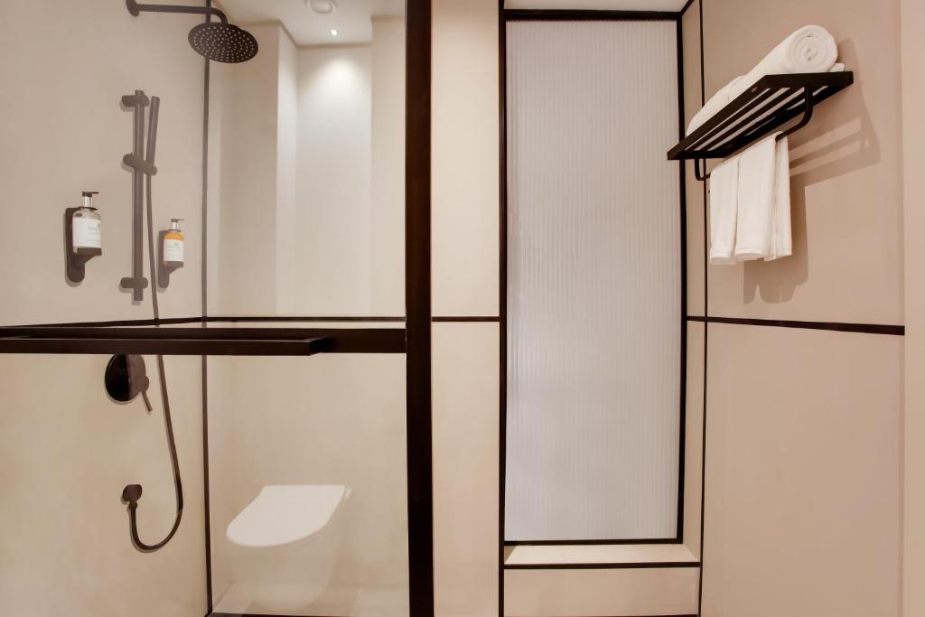 
Superior Room Burj View with Free Beach Transfer
