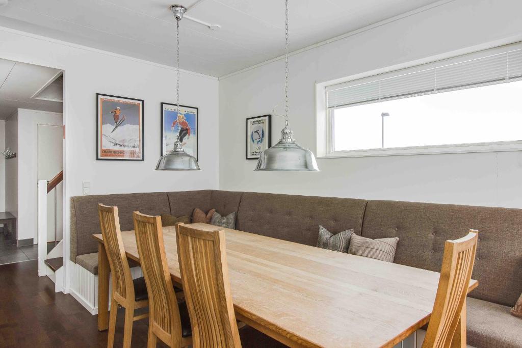 Funäs Ski Lodge - Lgh A14H - Apartment With 4 Bedrooms (10 Adults)