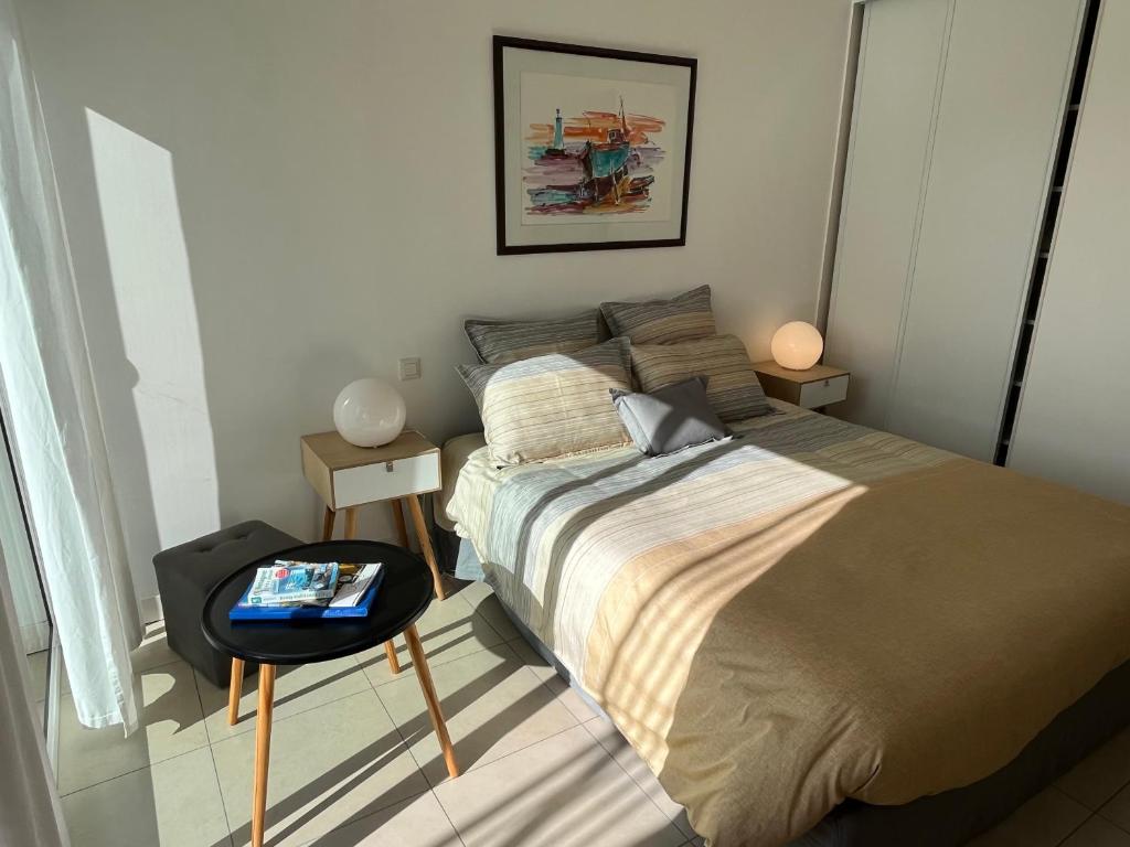 Postel nebo postele na pokoji v ubytování Chambre d'Hôtes de la Grande Greve